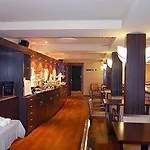 Hotel Alti 3*
