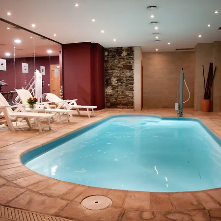 Alti Hotel 3*