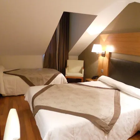 Hotel Alti 3*