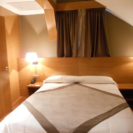 Alti Hotel 3*