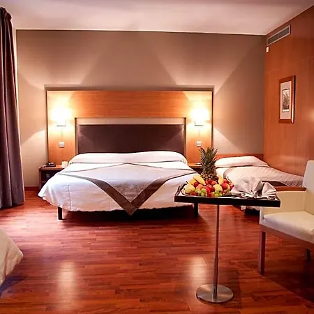 Alti Hotel 3*