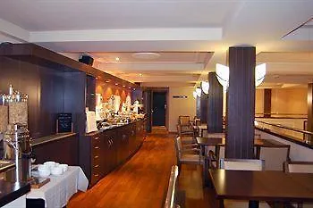 Hotell Alti 3*