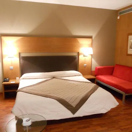 מלון Alti Bagnères-de-Luchon